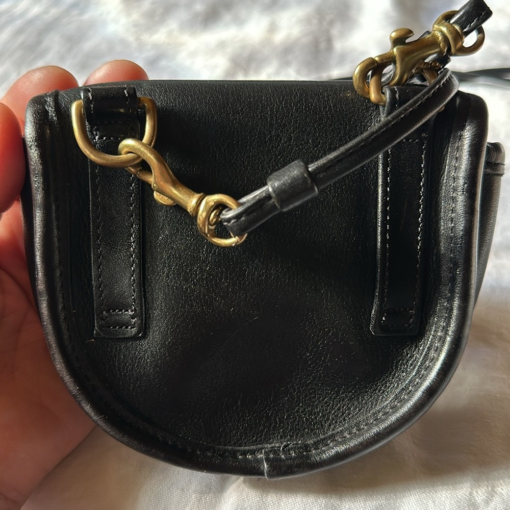 Coach Vintage Crossbody / Shoulder Bag or can be worn on belt - Picture 14 of 16
